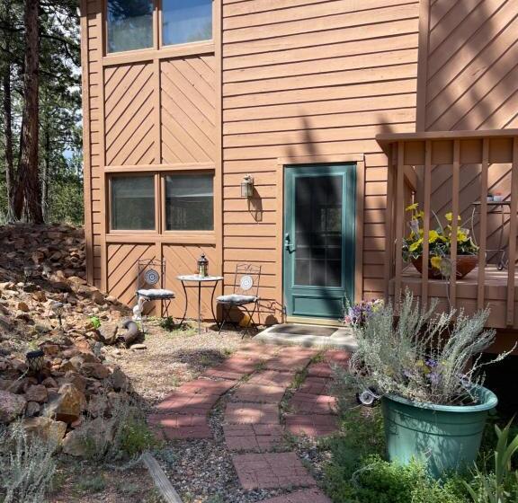 بنسيون On The Divide