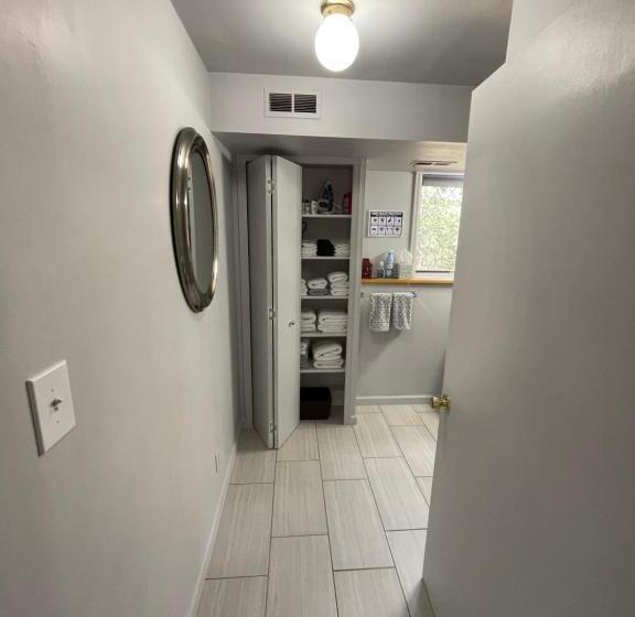 بنسيون On The Divide