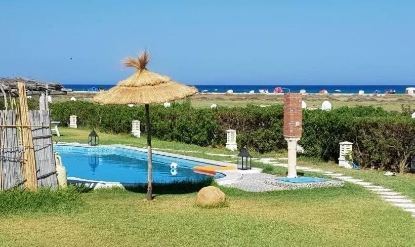 ペンション Villa Yasmine Diar Maamoura