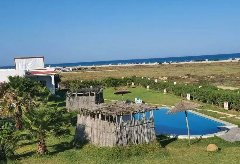 ペンション Villa Yasmine Diar Maamoura