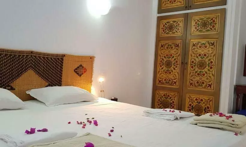ペンション Villa Yasmine Diar Maamoura