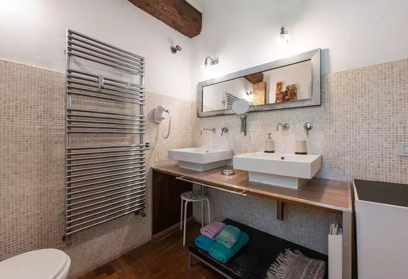 Bed and Breakfast Antico Podere Il Bugnolo