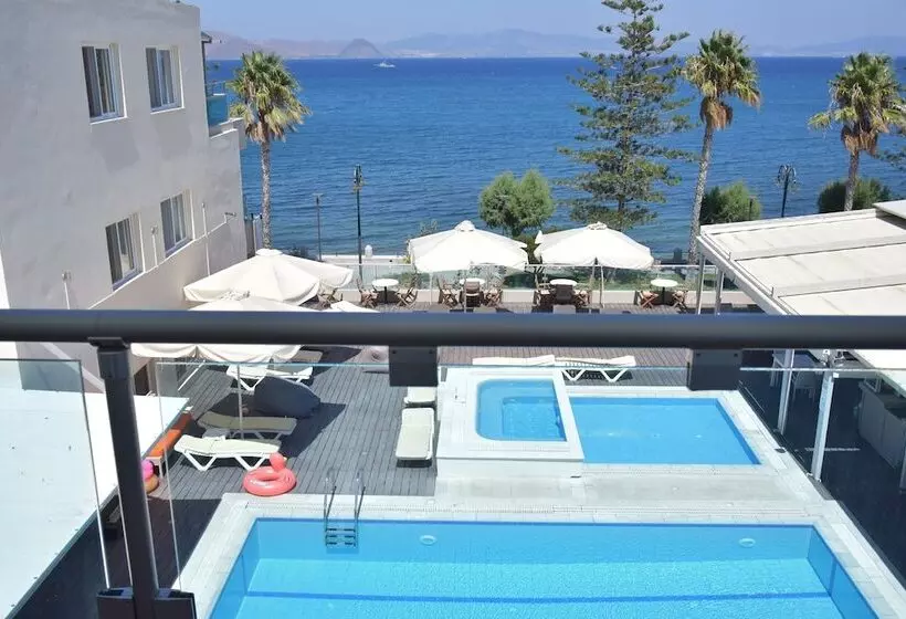 Bristol Sea View Apartments