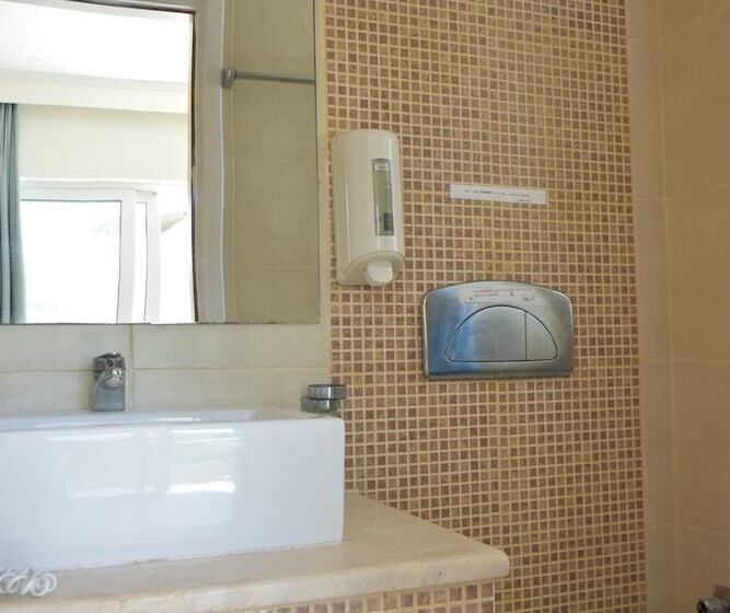 Bristol Sea View Apartments