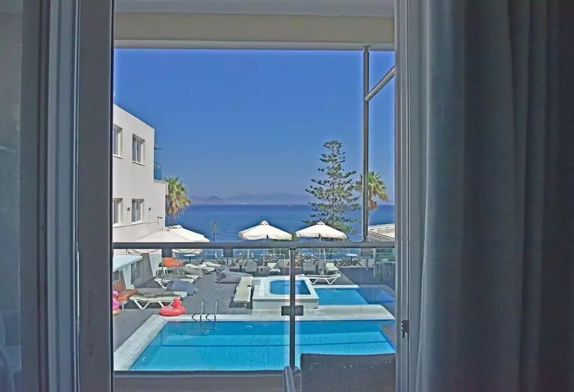 Bristol Sea View Apartments