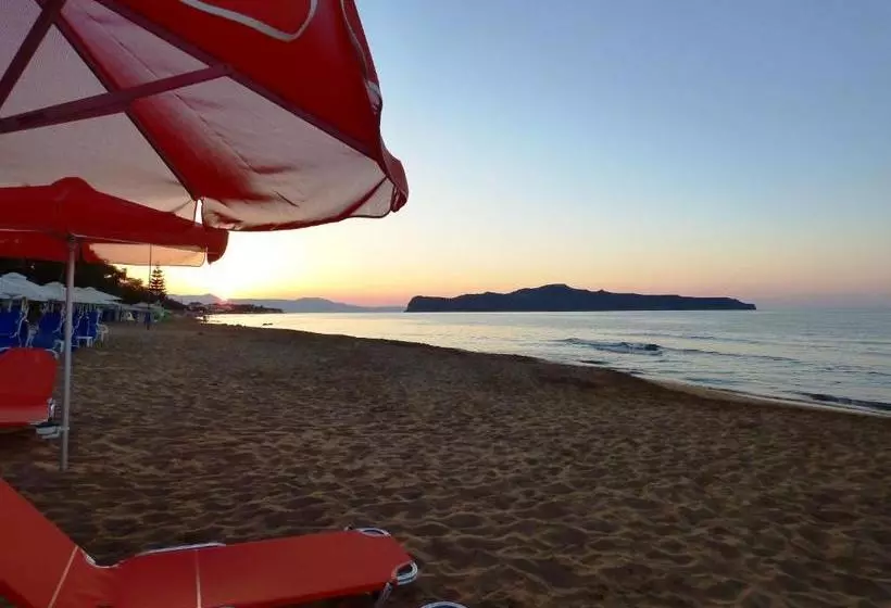 Camelia Studios & Apartments