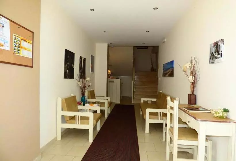 Camelia Studios & Apartments