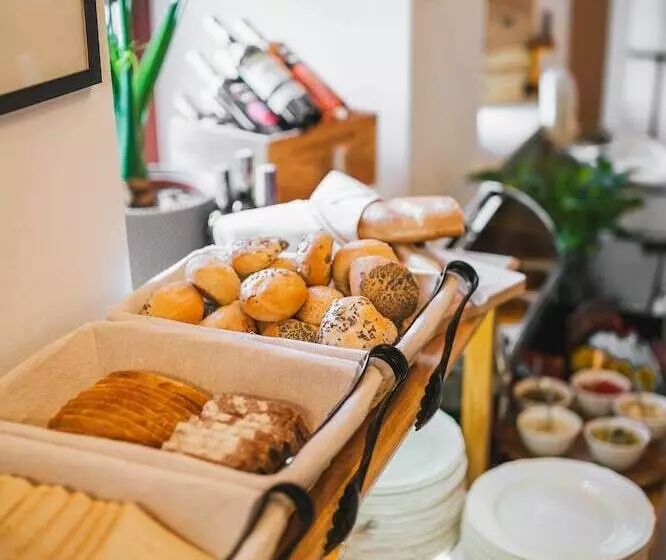 Отель & Apartments Ventus Rosa