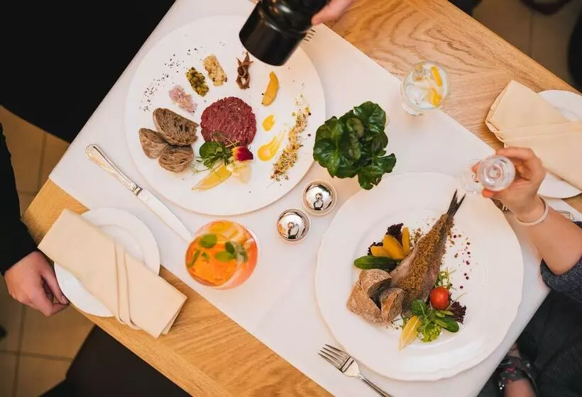 Отель & Apartments Ventus Rosa