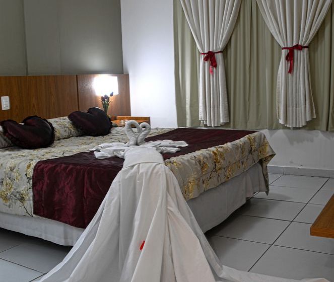 בית מלון כפרי Aram Residence Praia