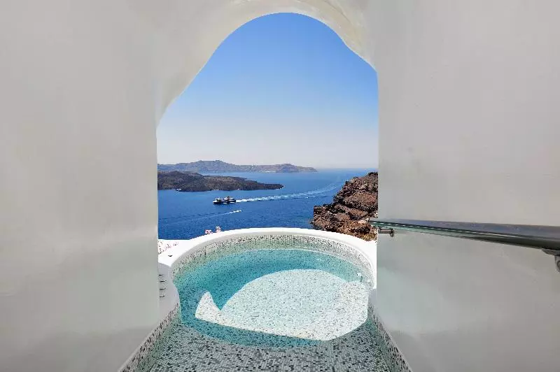 هتل Celestia Grand