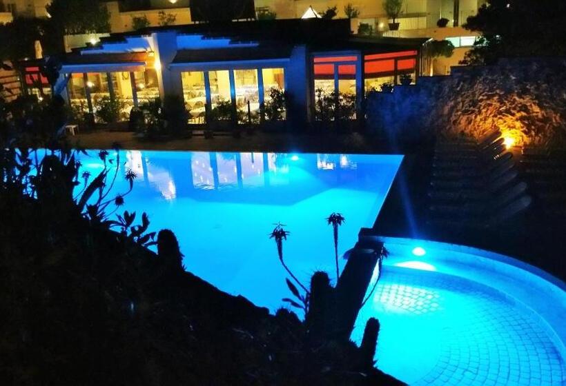 فندق Club Koiné