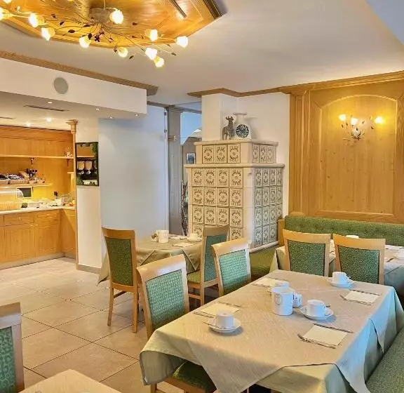 酒店 Gran Vacanze Rooms & Apartments