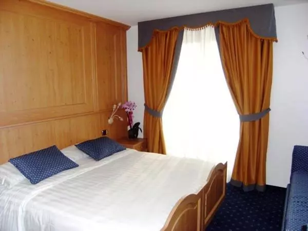 酒店 Gran Vacanze Rooms & Apartments