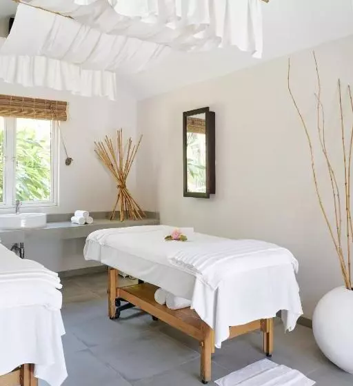 בית מלון כפרי Lagoon Attitude