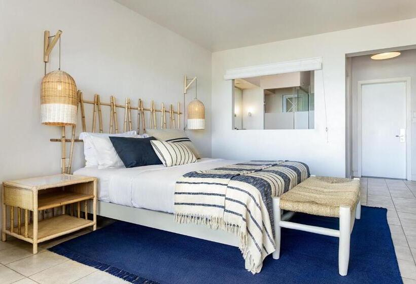 בית מלון כפרי Lagoon Attitude