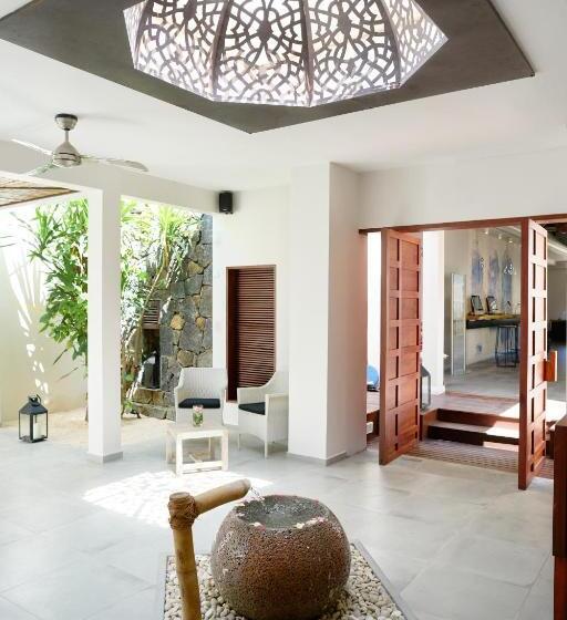 בית מלון כפרי Lagoon Attitude