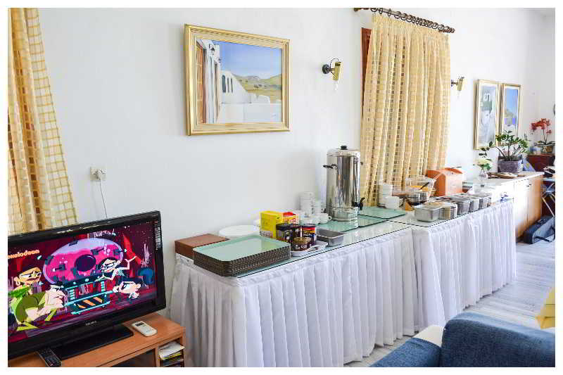 Отель Lakki Beach