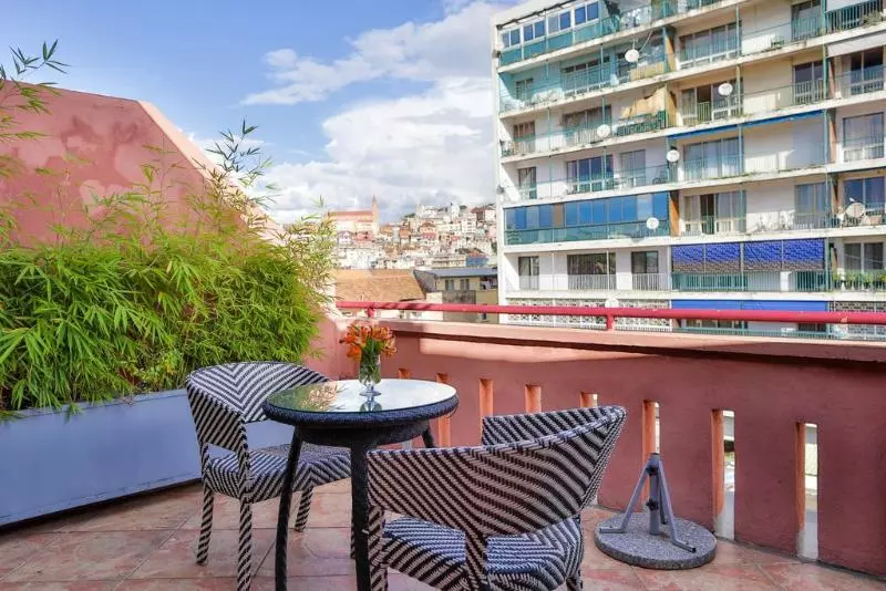 هتل Le Grand Mellis Hôtel & Spa