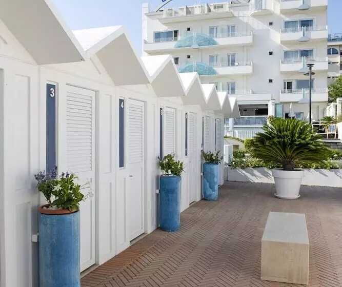 酒店 Luxor Cattolica Beach