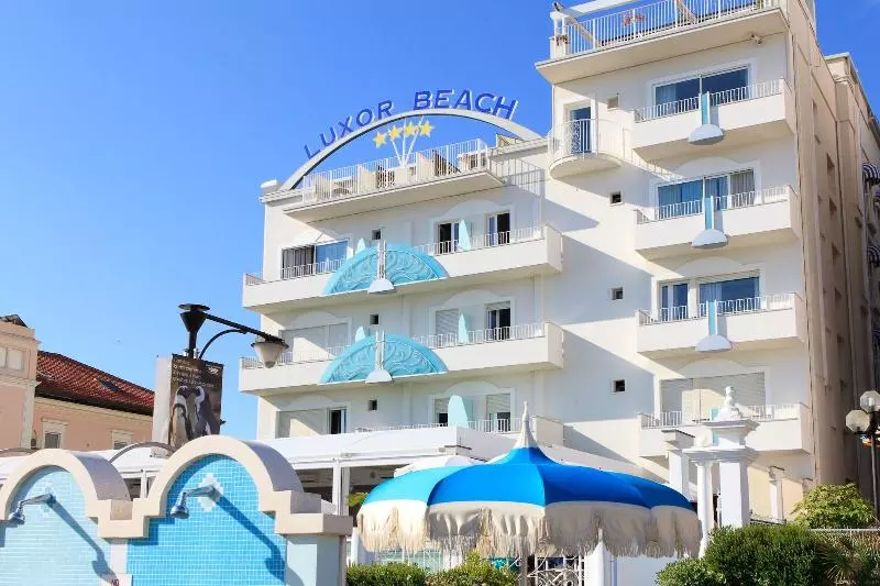 酒店 Luxor Cattolica Beach