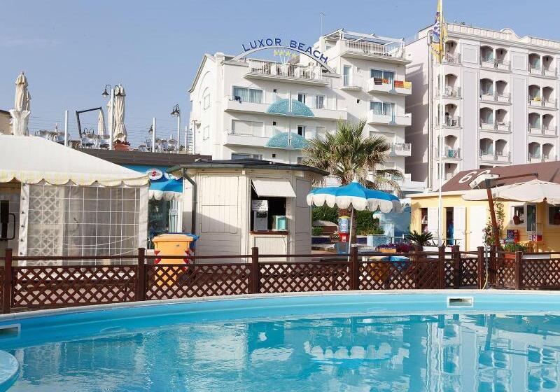 فندق Luxor Cattolica Beach