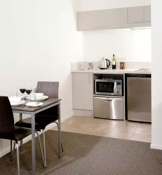 هتل Quest New Plymouth Serviced Apartments
