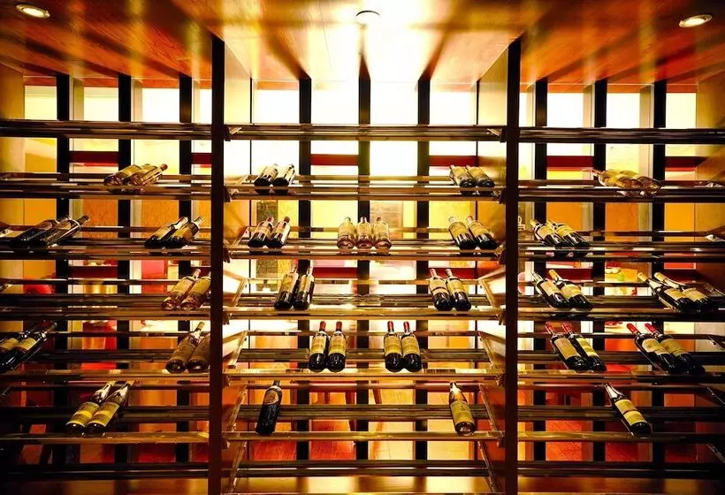 Swiss Belhotel Harbour Bay