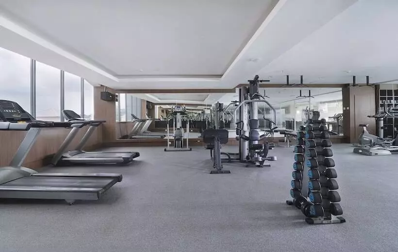 Swiss Belhotel Harbour Bay