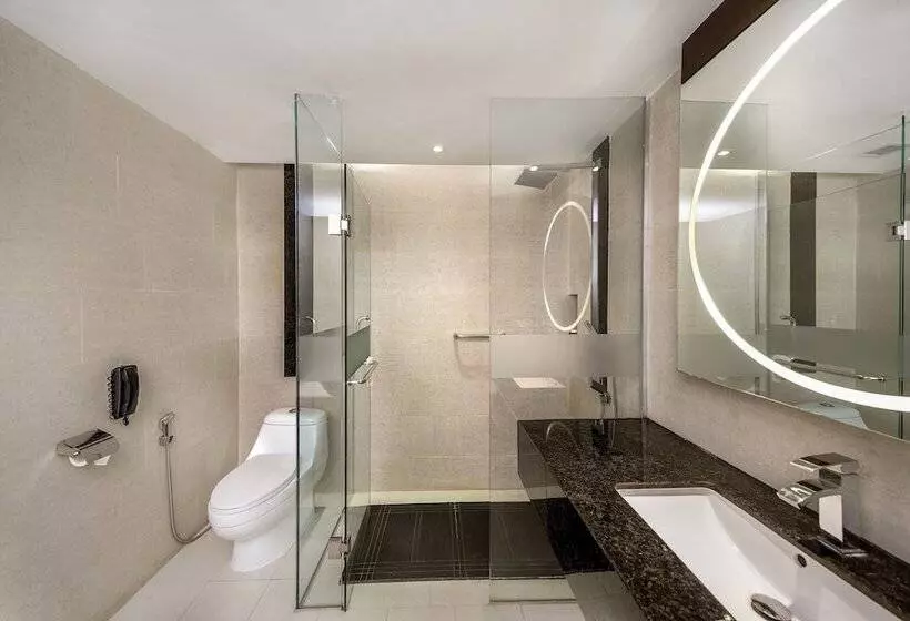 Swiss Belhotel Harbour Bay