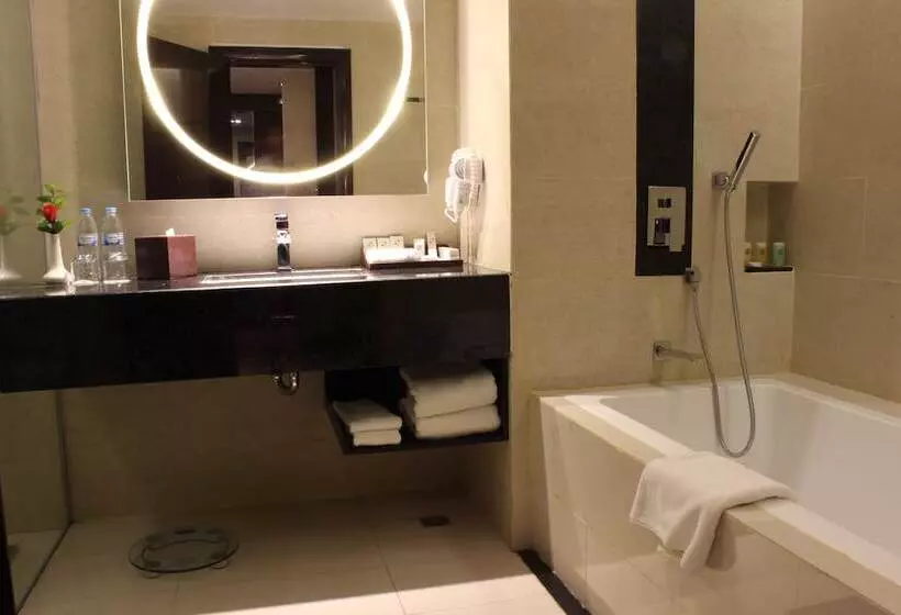 Swiss Belhotel Harbour Bay