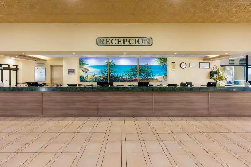 The Royal Islander - An All Suites Resort