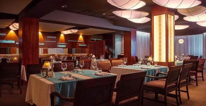 The Royal Islander - An All Suites Resort