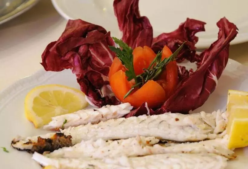 בית מלון כפרי Tre Castelli