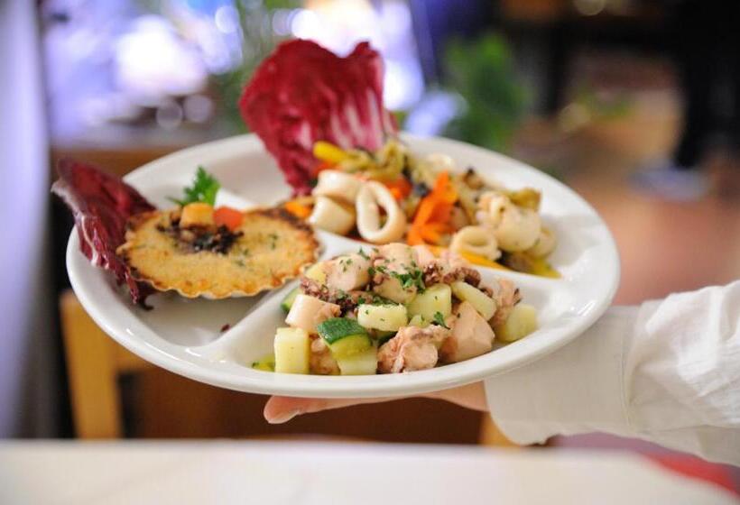 فندق Tre Castelli