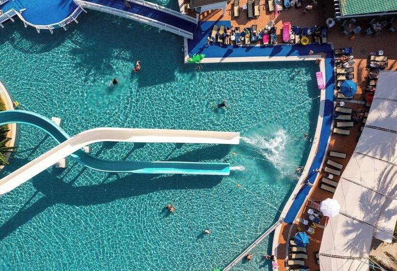 فندق Tui Blue Tropical