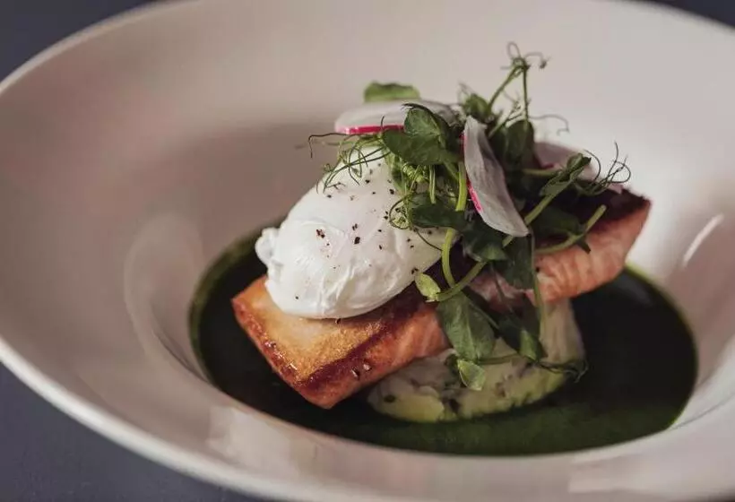 Отель Tweedies Bar And Lodge