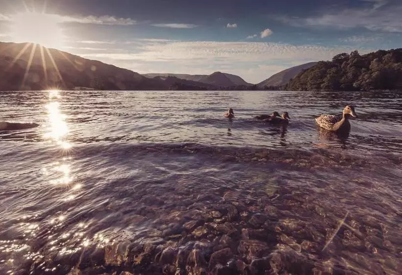 Отель Tweedies Bar And Lodge