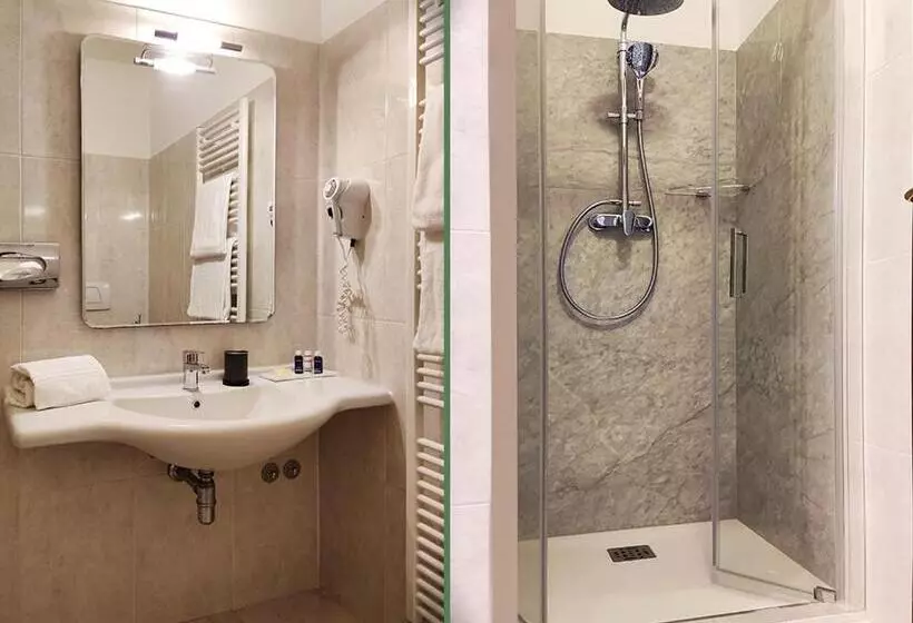 فندق Villa Dei Carpini