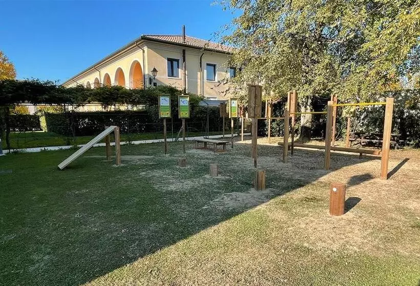 فندق Villa Dei Carpini