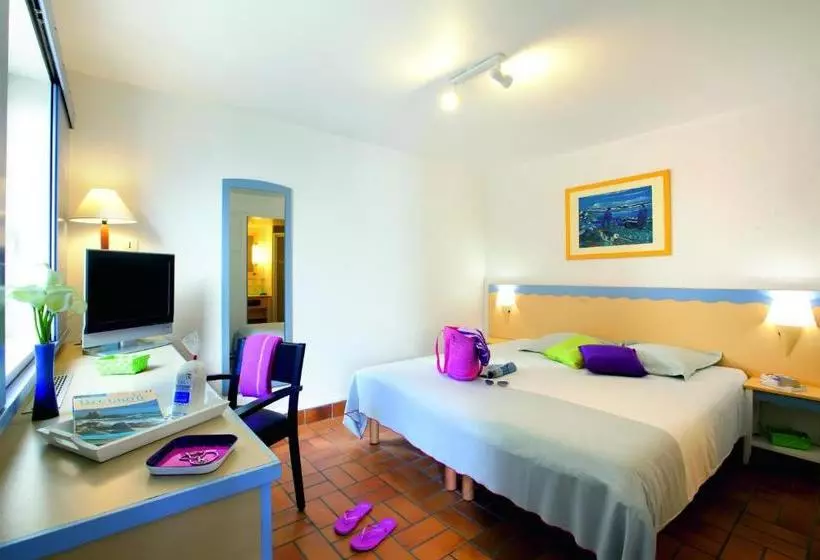 Village Club Goelia Les Voiles Blanches