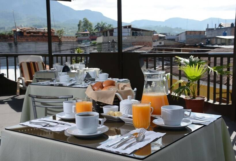 هاستل Hostal Casa Blanca