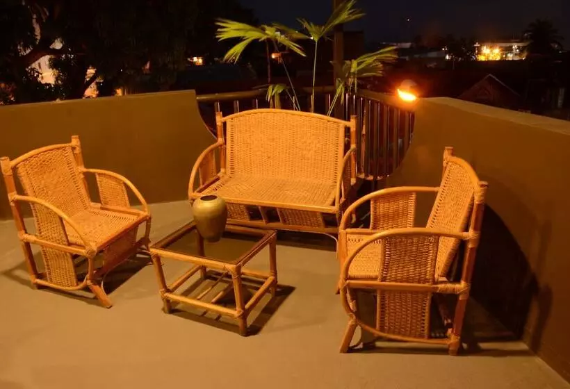 هاستل Hostal Casa Blanca