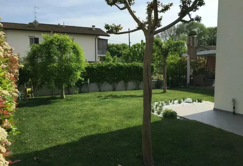 B&b Il Giardino Dello Yogi
