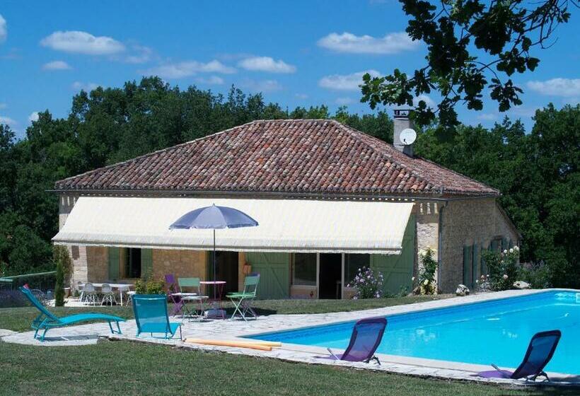 مبيت وإفطار A Labourdette