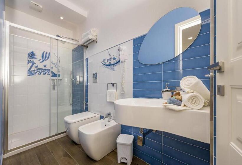 ベッドアンドブレックファースト Atrium