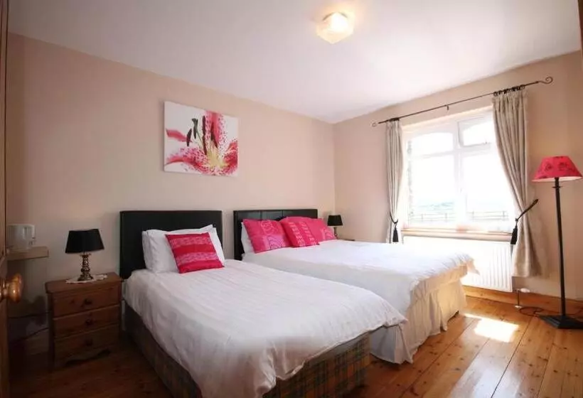 Aamiaismajoitus (B&B) Carraig Liath House