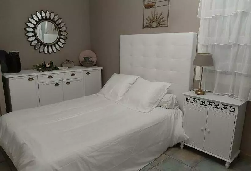 ベッドアンドブレックファースト Chambre D Hote Casa Tozza