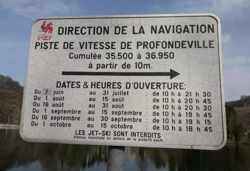 Aamiaismajoitus (B&B) Escale Chambre D Hôtes Au Coeur Du Vieux Profondeville Entre Namur Et Dinant