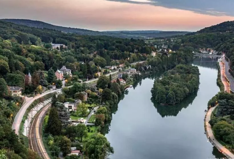 Aamiaismajoitus (B&B) Escale Chambre D Hôtes Au Coeur Du Vieux Profondeville Entre Namur Et Dinant